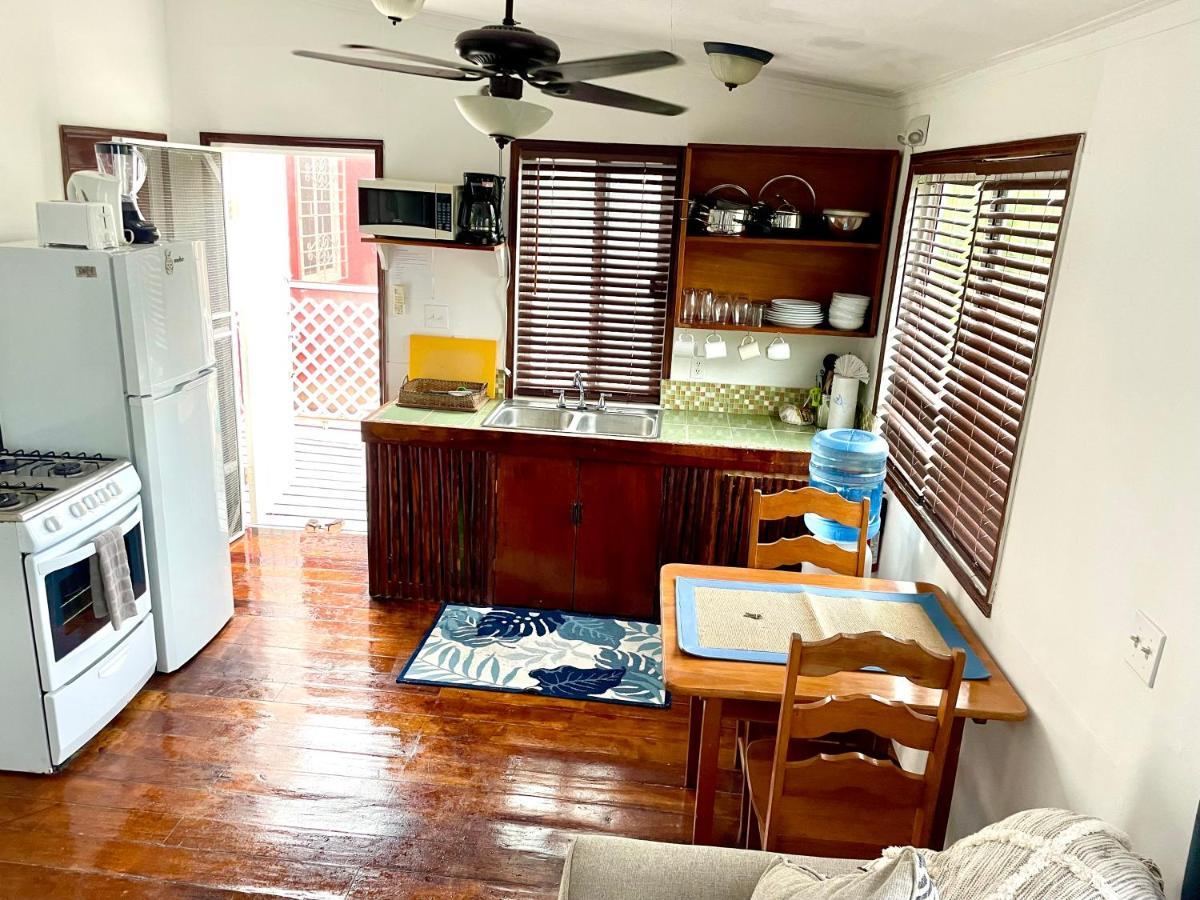 Hummingbirds Cabins เคย์คอล์กเกอร์ ภายนอก รูปภาพ