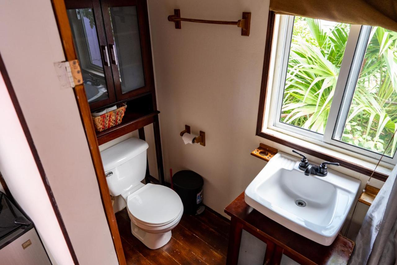 Hummingbirds Cabins เคย์คอล์กเกอร์ ภายนอก รูปภาพ
