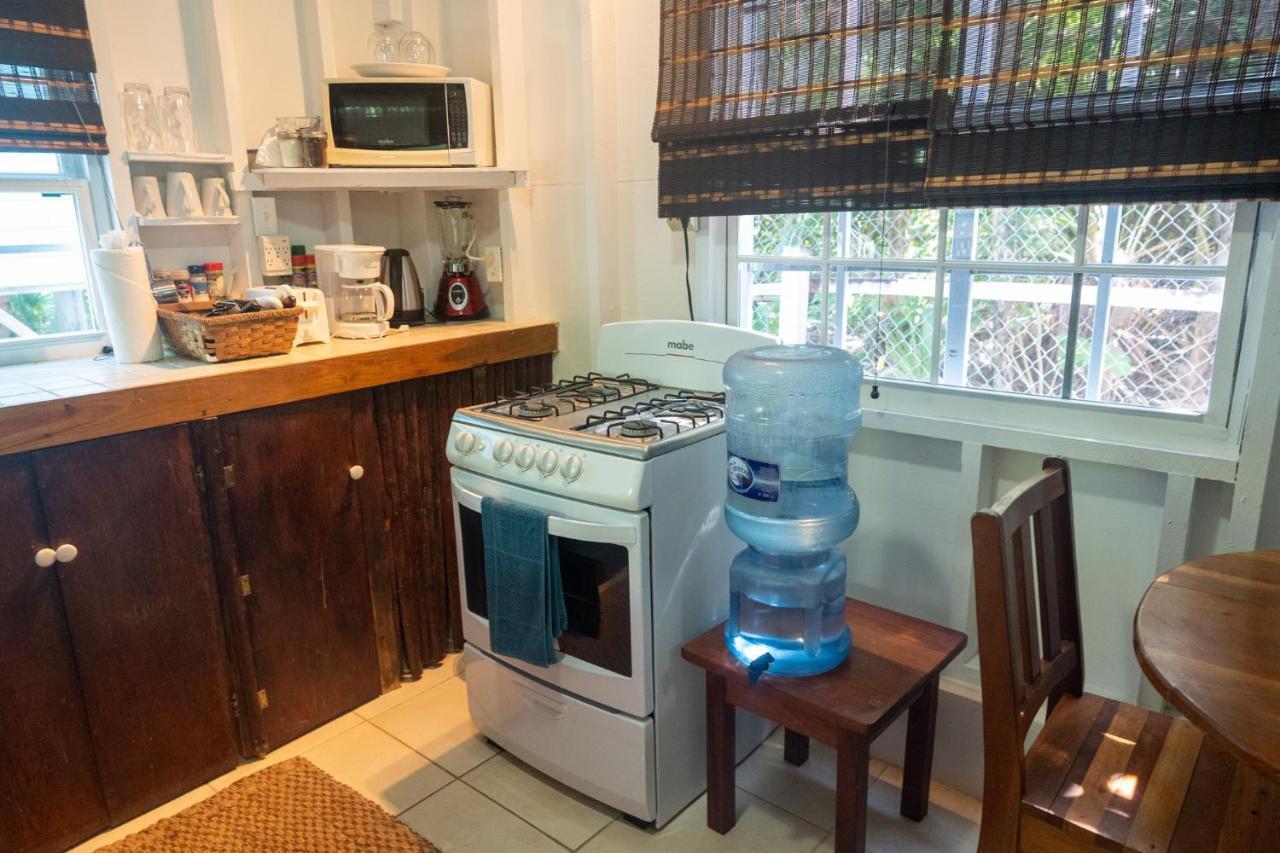 Hummingbirds Cabins เคย์คอล์กเกอร์ ภายนอก รูปภาพ